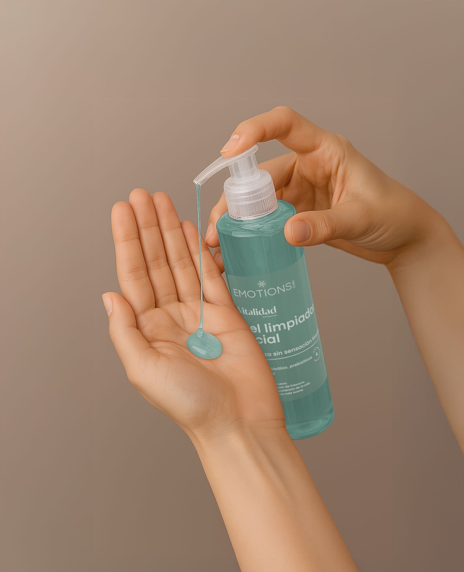 GEL LIMPIADOR FACIAL VITALIDAD 300 ML