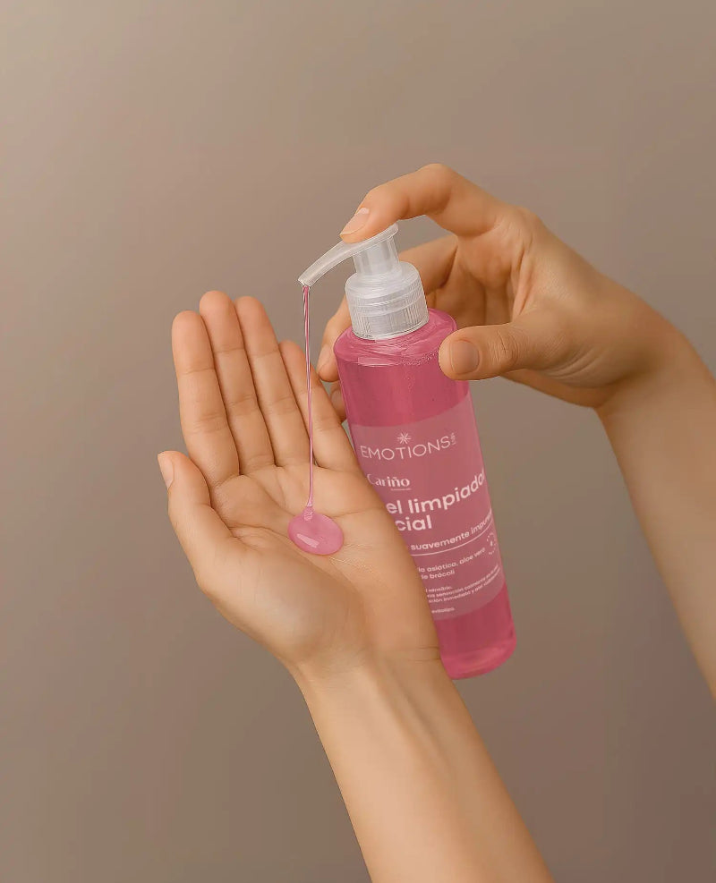GEL LIMPIADOR FACIAL CARIÑO 300 ML